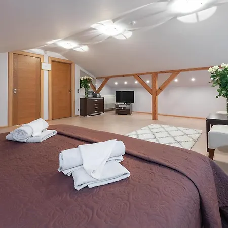 Valensija Hotel Jurkalne